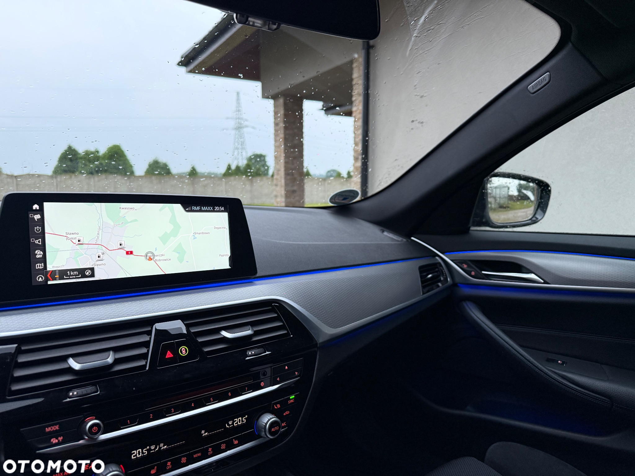 BMW Seria 5 520d M Sport - 13