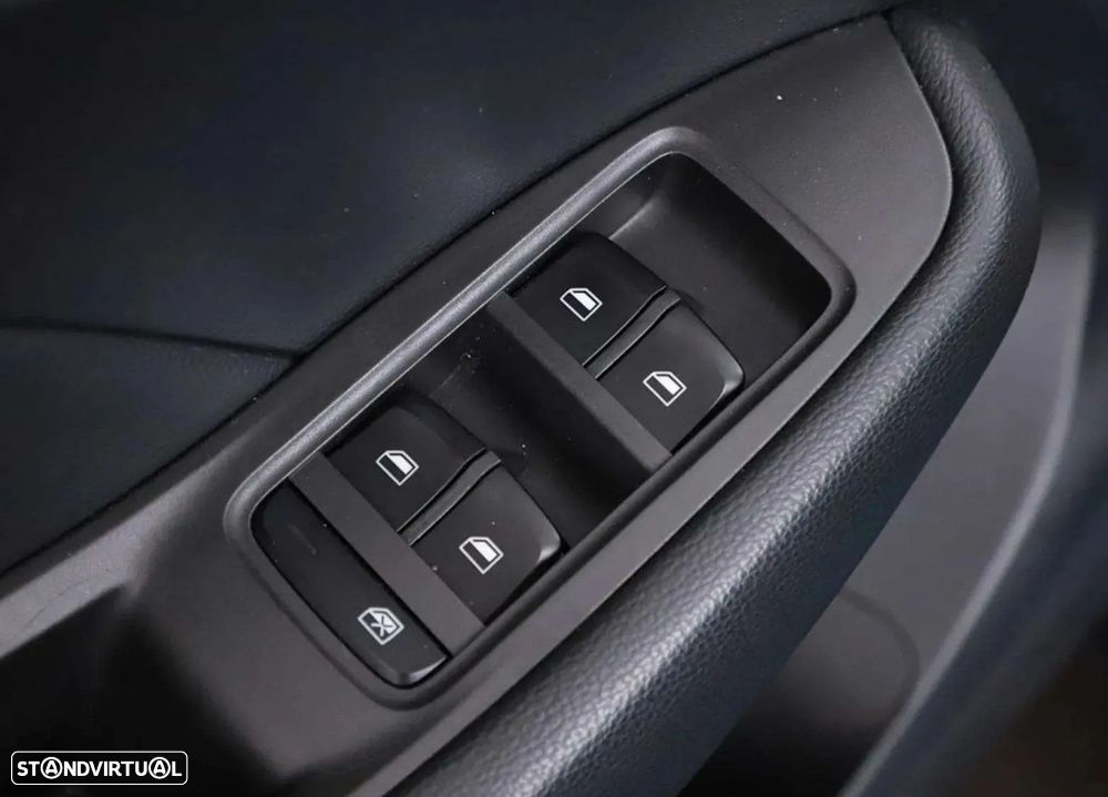 MG ZS EV 44.5 kWh Luxury - 19