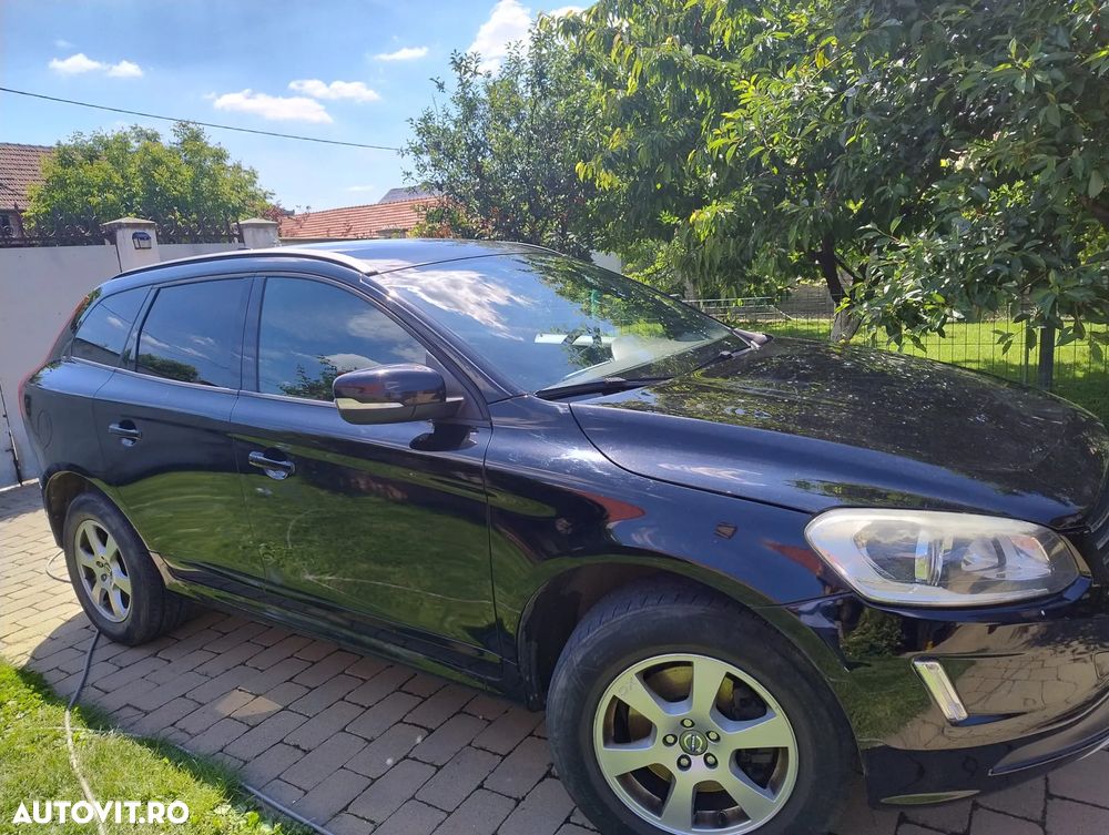 Volvo XC 60 D3 Momentum - 3