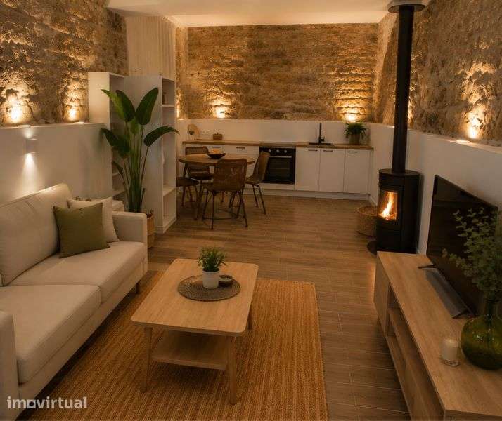Casa para restaurar - Grande imagem: 2/5