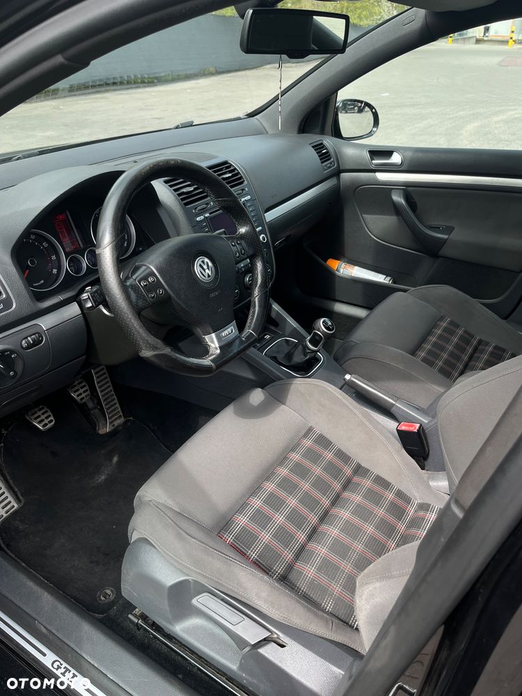 Volkswagen Golf 2.0 GTI - 6