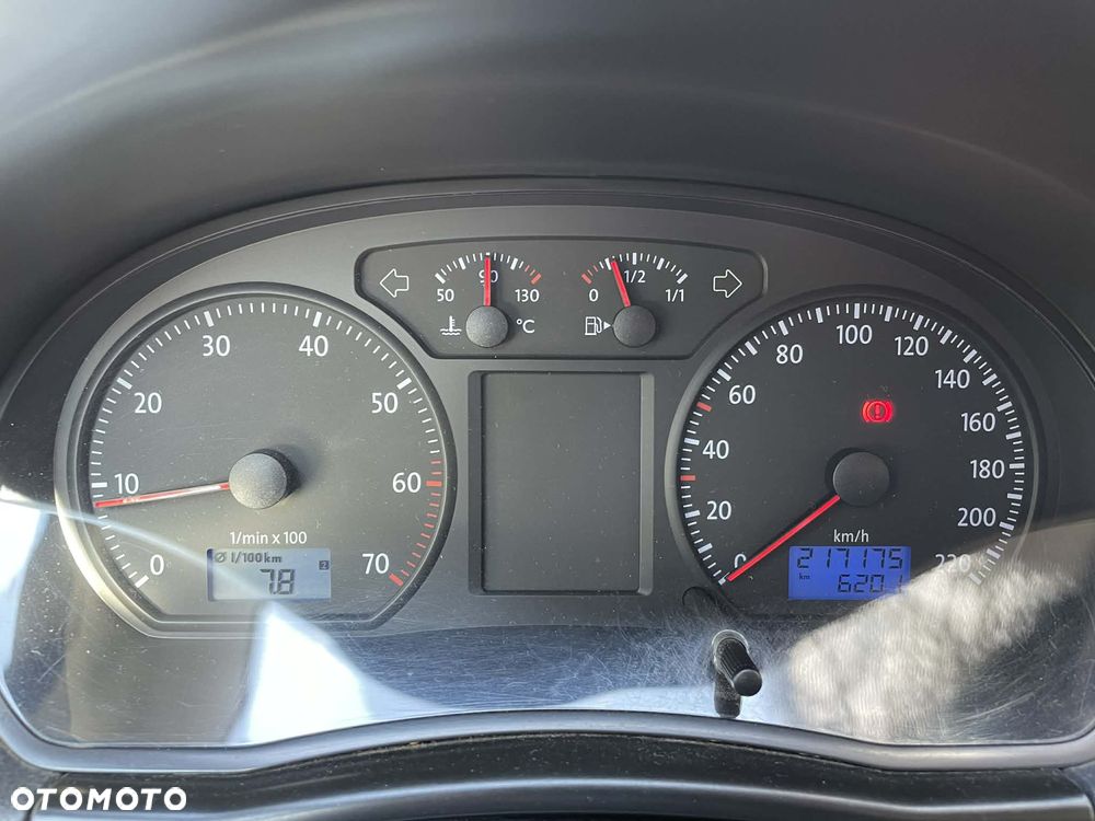 Volkswagen Polo - 13