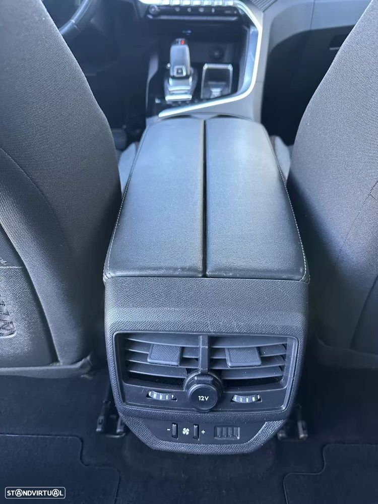 Peugeot 5008 1.2 PureTech Allure Pack EAT8 - 61