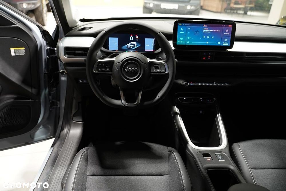 Jeep Avenger 1.2 T3 mHEV Summit FWD eDCT6 - 20