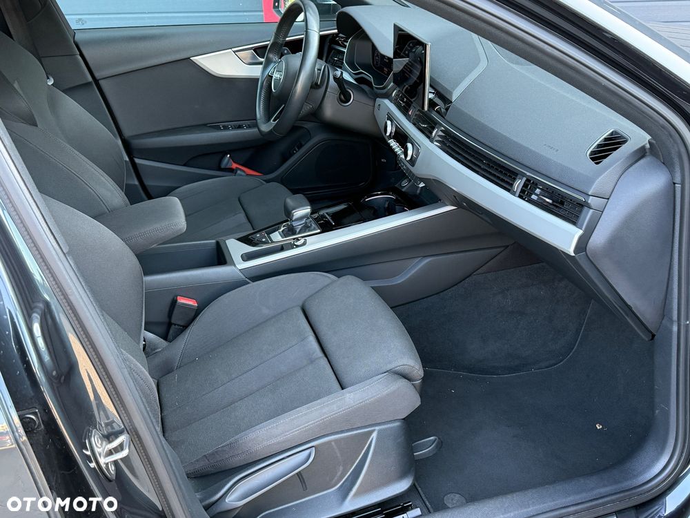 Audi A4 Avant 35 TFSI mHEV S tronic - 22