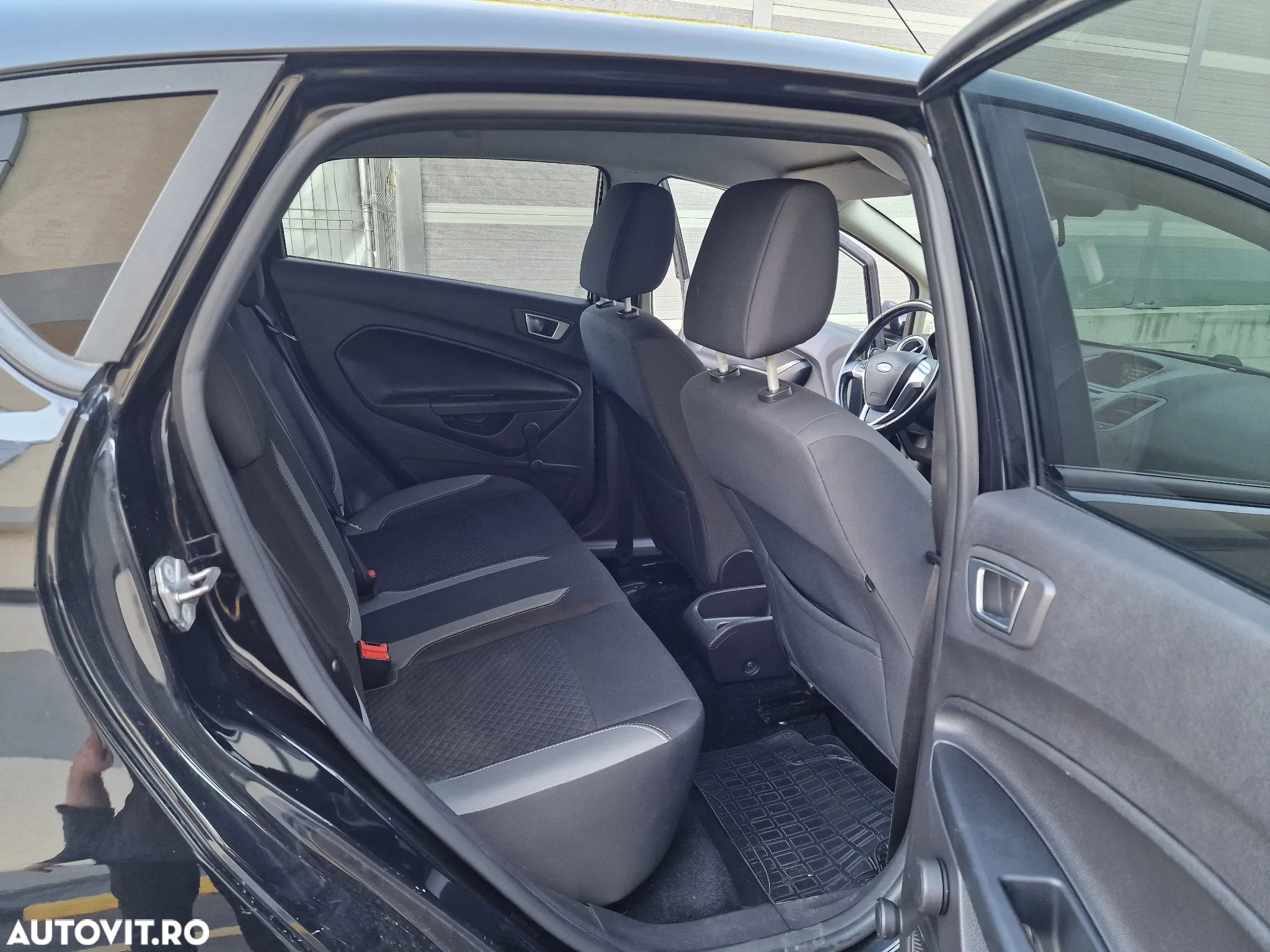 Ford Fiesta 1.0 EcoBoost S&S TITANIUM VIGNALE - 12