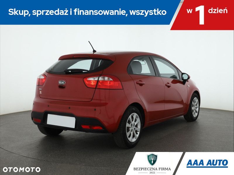 Kia Rio - 6
