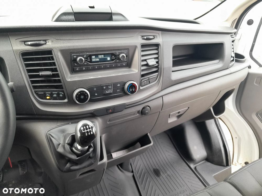 Ford Transit - 16