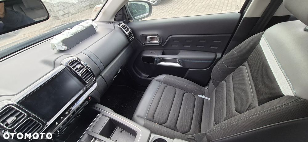 Citroën C5 Aircross 1.2 PureTech Live EAT8 - 32