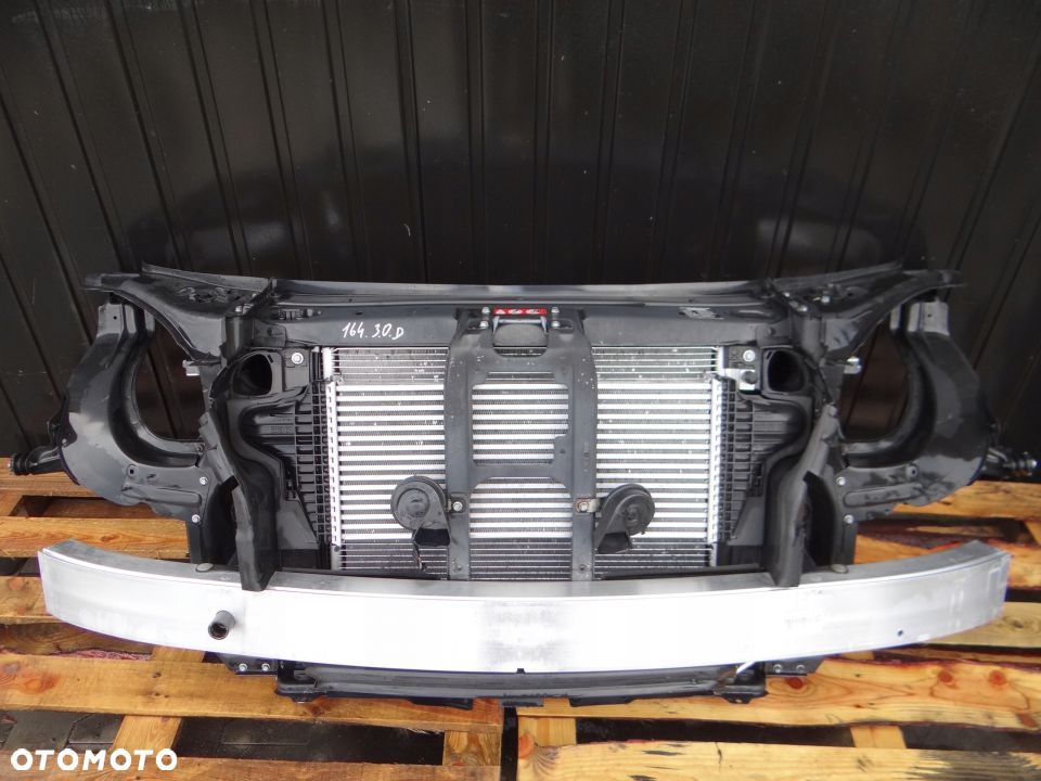 Mercedes ML W164 3.0 V6 CDI Pas przedni komplet Chłodnice Wentylator - 1