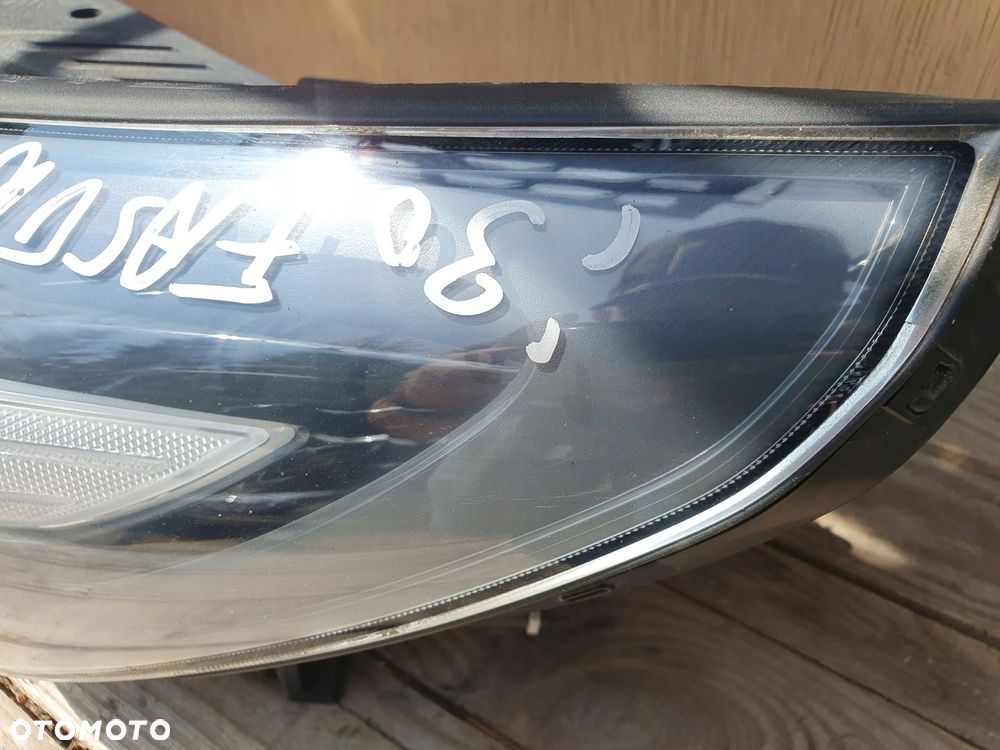 HYUNDAI i30 III lampa lewa 92101-g4120 KOMPLETNA ORYGINALNA EUROPA czarna - 2