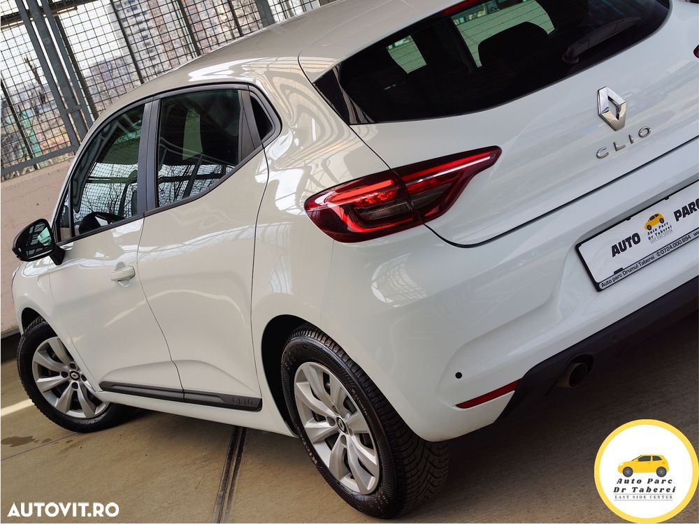 Renault Clio V TCe 90 Evolution - 17