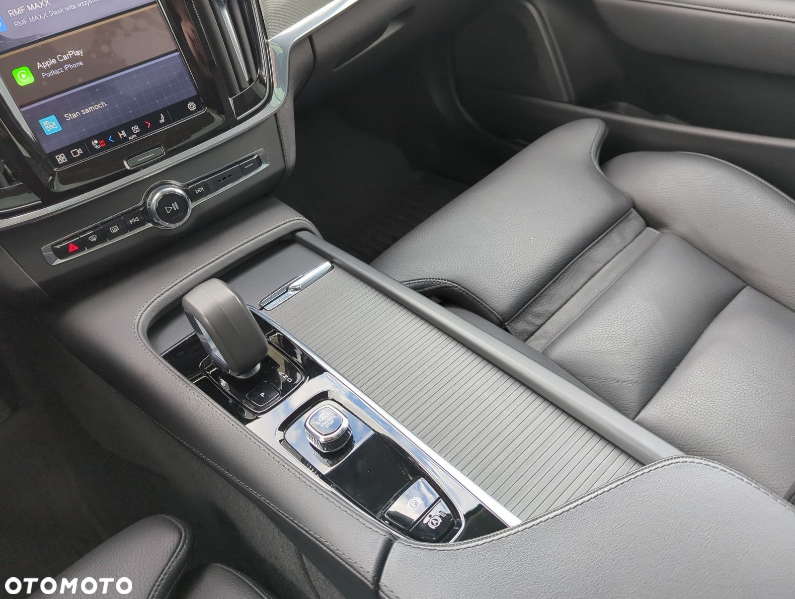 Volvo V90 Cross Country - 15