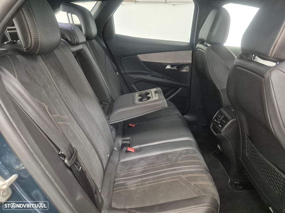 Peugeot 3008 1.5 BlueHDi GT Line J19 EAT8 - 33