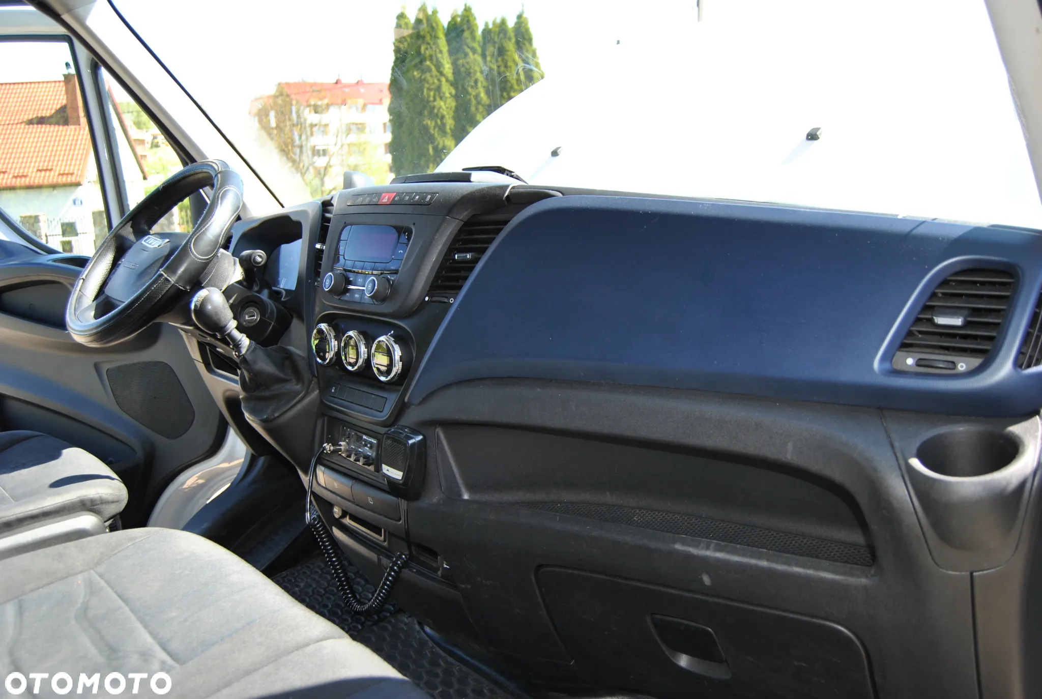 Iveco 35 180KM Kabina sypialna WINDA Firanka Serwisowany w ASO 1 właściciel - 7