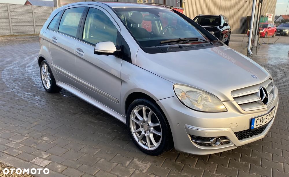 Mercedes-Benz Klasa B - 2