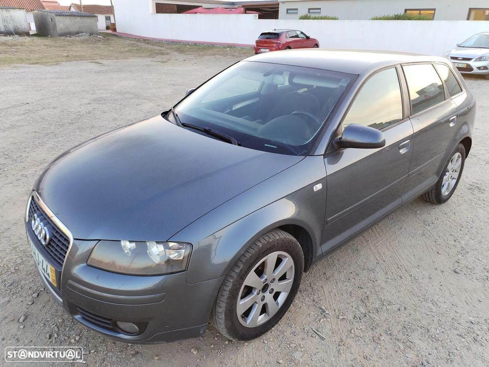 Audi A3 Sportback 1.9 TDi Advance - 4