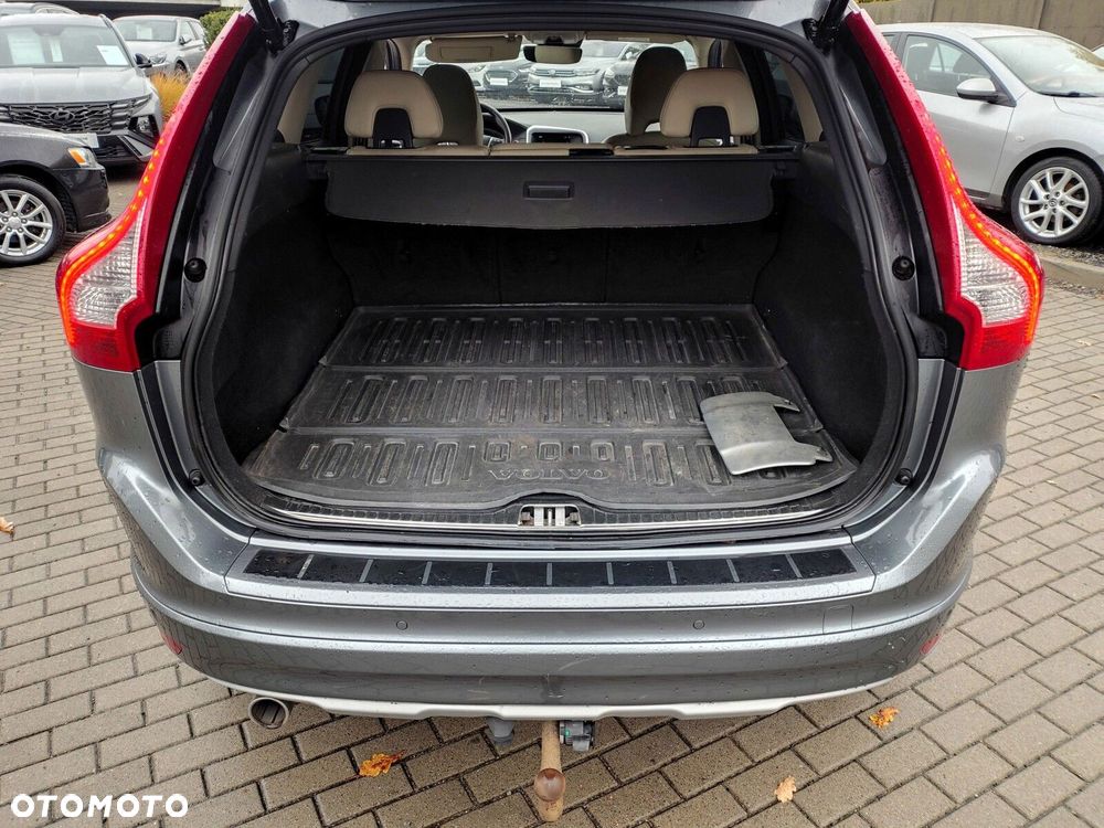 Volvo XC 60 - 25