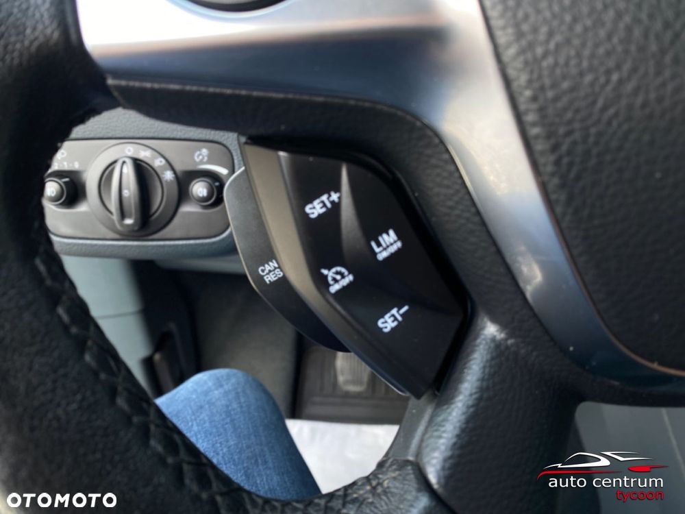 Ford C-MAX - 14