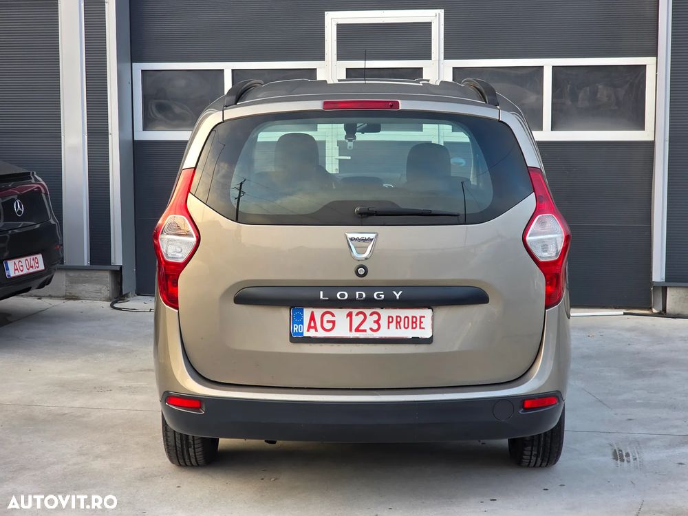 Dacia Lodgy dCi 90 Laureate - 5