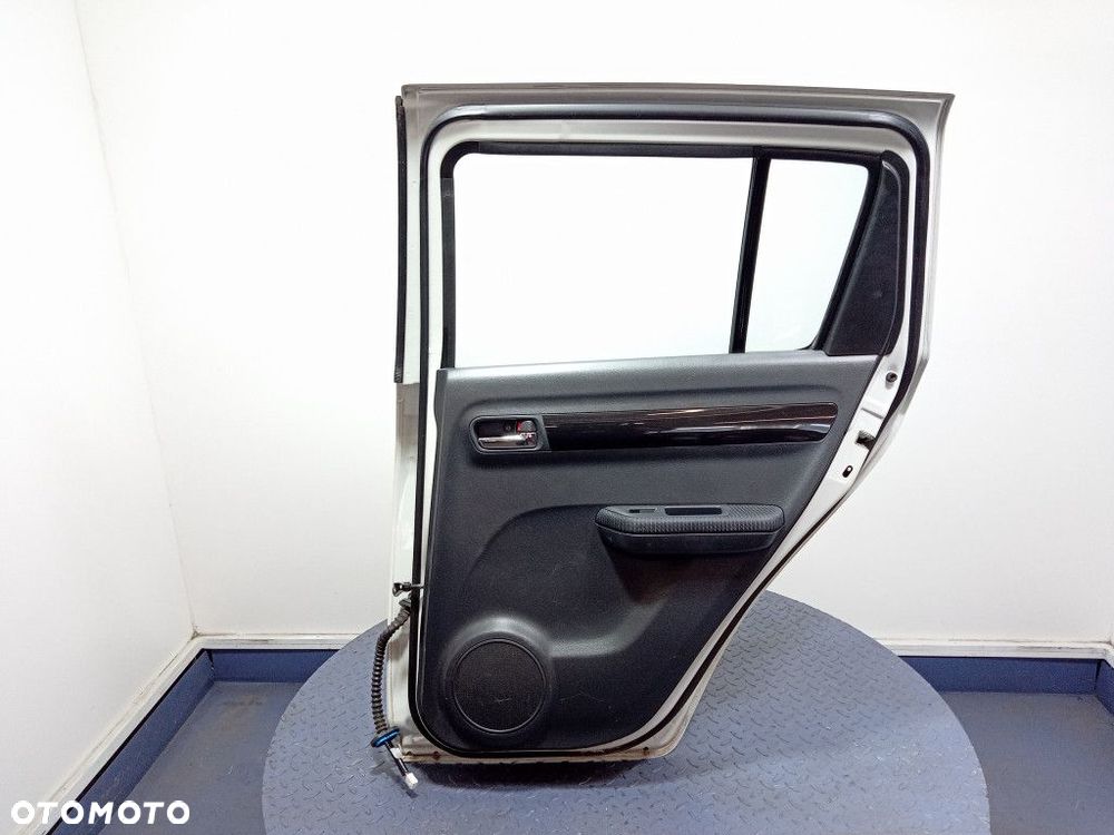SUZUKI SWIFT IV MK6 DRZWI TYŁ PRAWE Z7T - 2