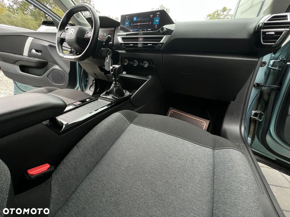 Citroën C4 PureTech 100 Stop&Start FEEL - 17