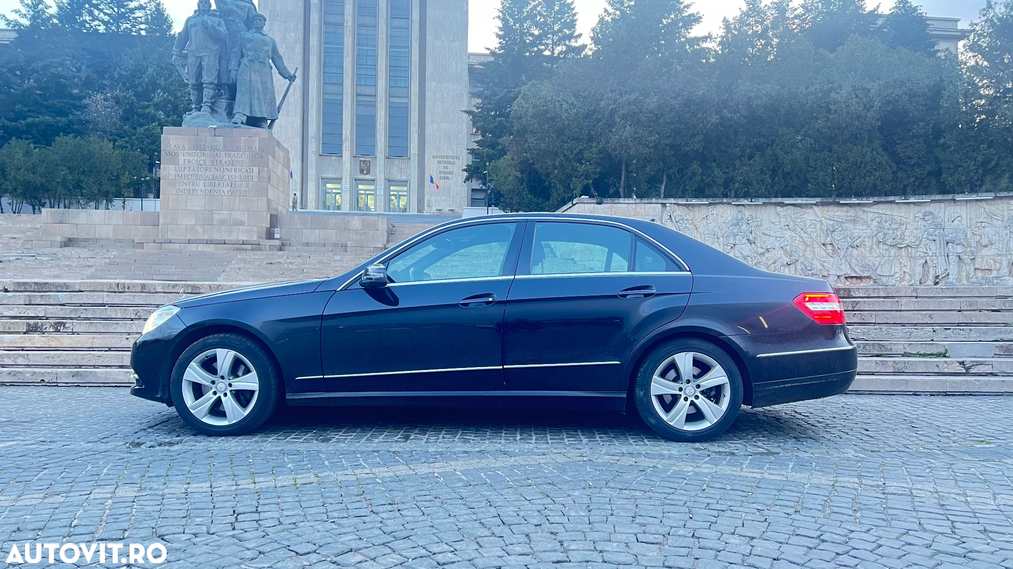 Mercedes-Benz E 350 CDI BlueEfficiency 4Matic - 15