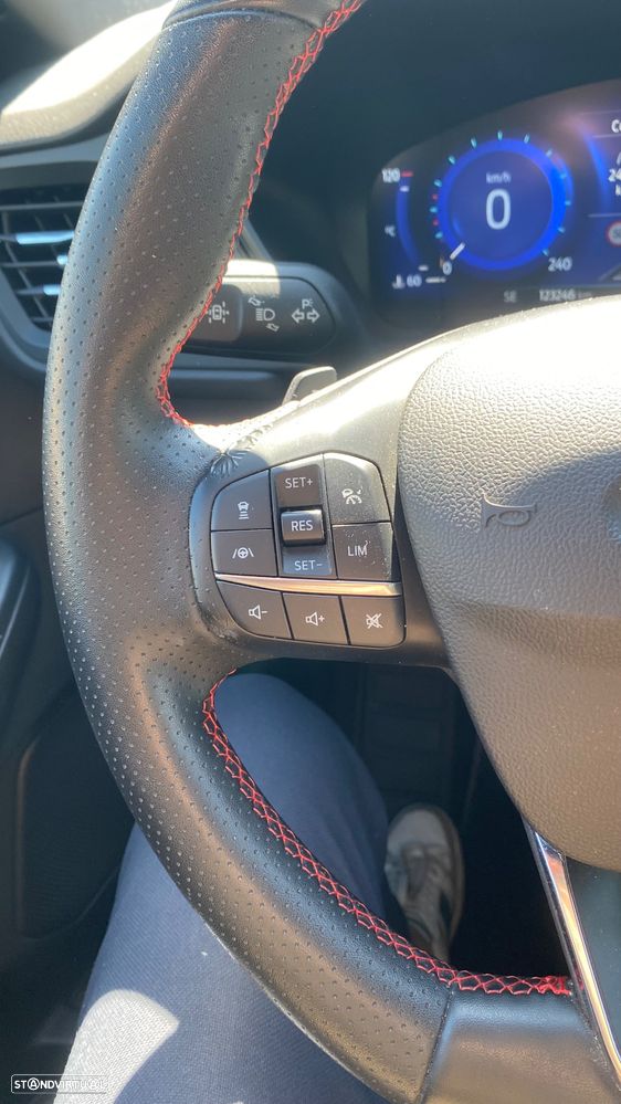 Ford Kuga 1.5 TDCi EcoBlue ST-Line Aut. - 32