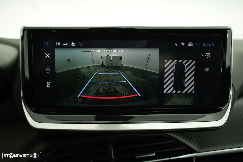 Peugeot 2008 1.2 PureTech Allure - 12