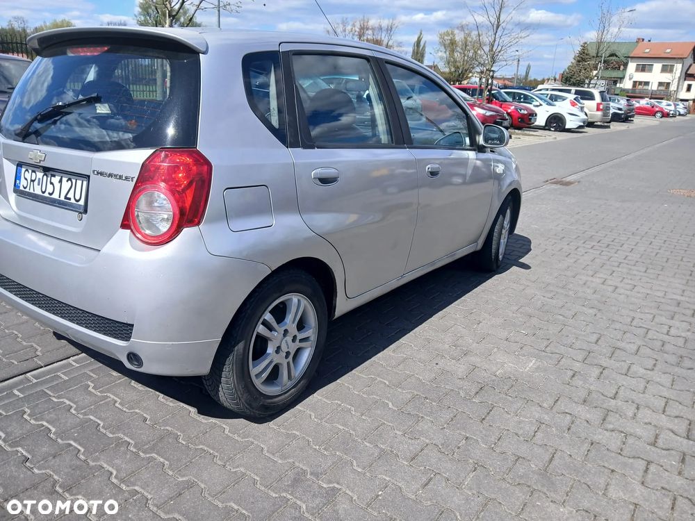 Chevrolet Aveo 1.2 16V Base (air4) - 4