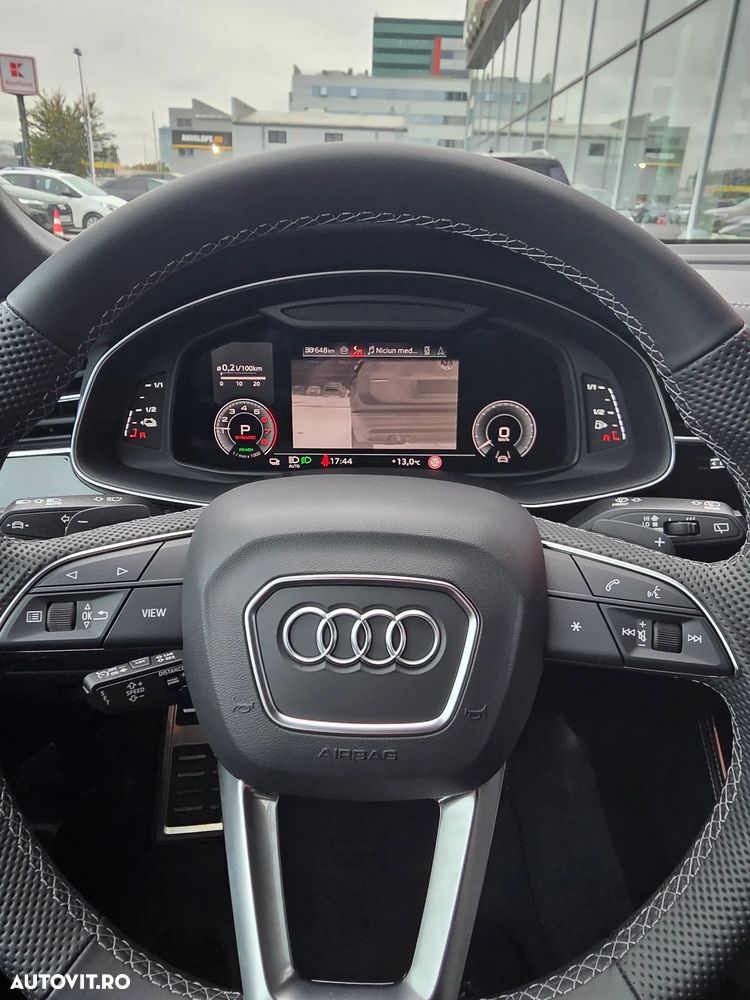 Audi Q8 - 5