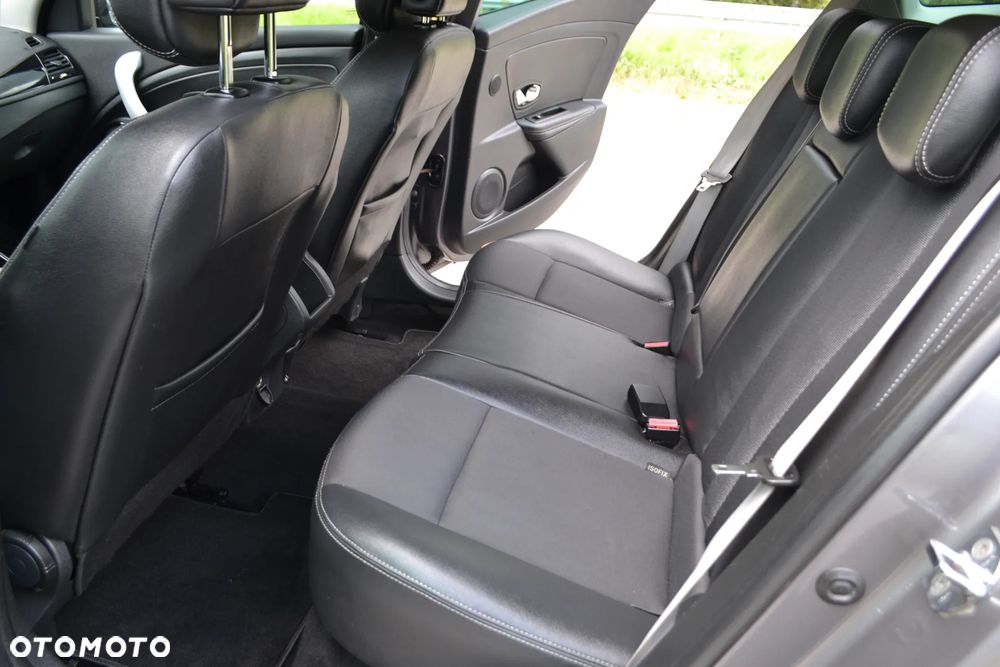 Renault Megane 1.6 dCi Energy Bose - 22