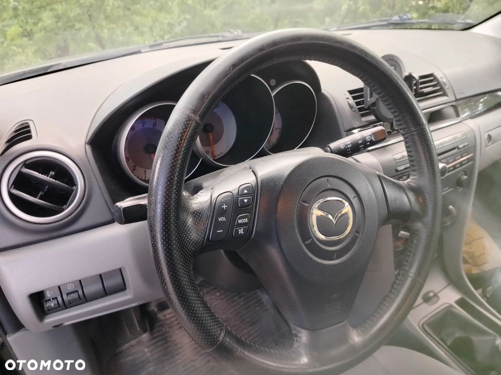 Mazda 3 1.6 Comfort - 4