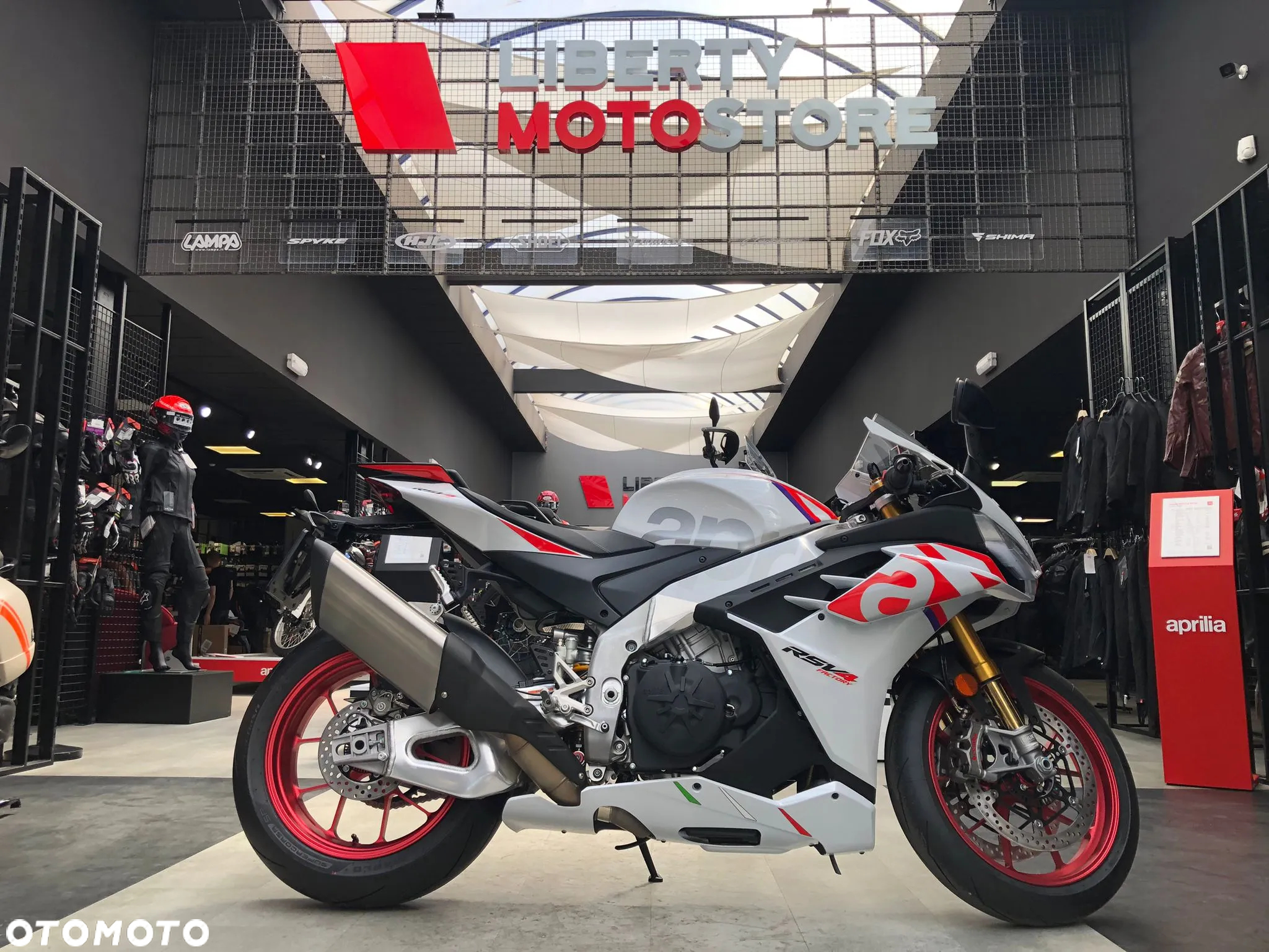 Aprilia RSV - 8
