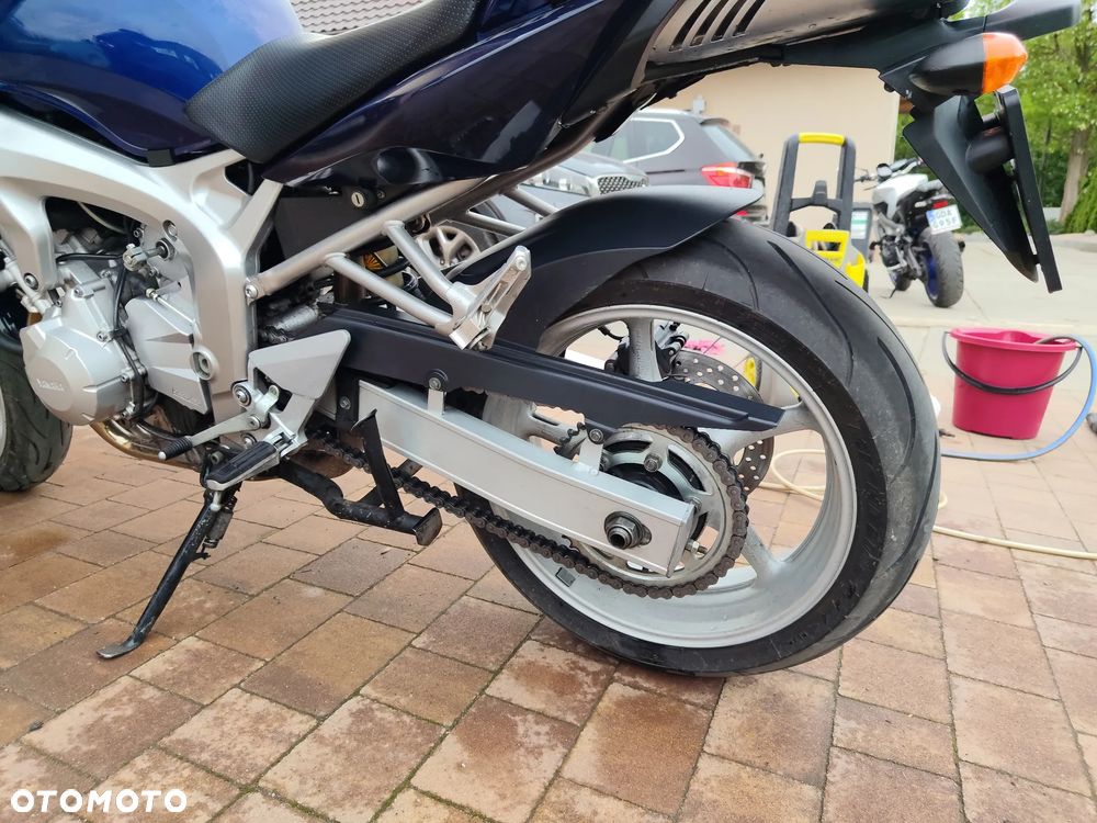 Yamaha FZ6 - 3