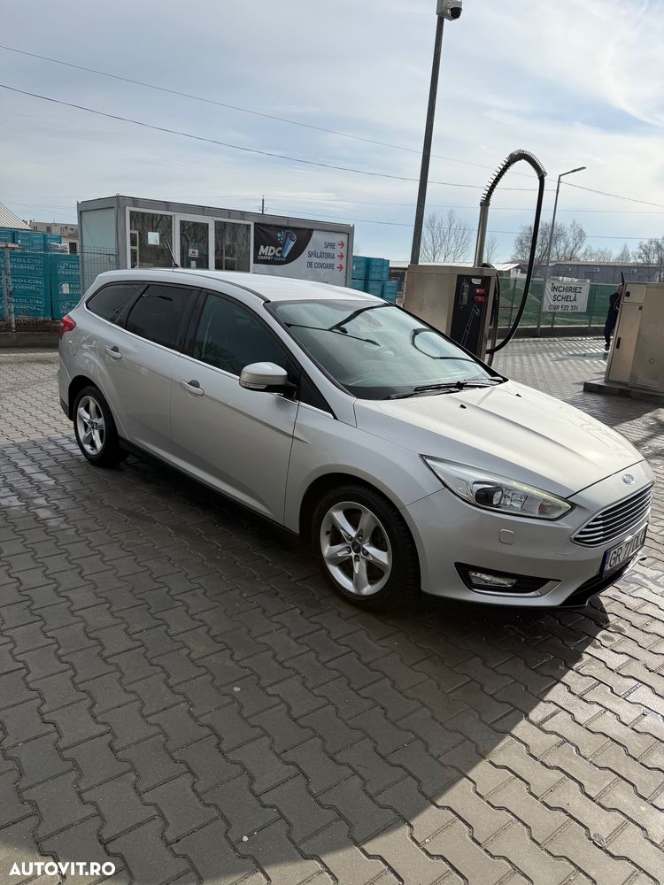 Ford Focus - 4