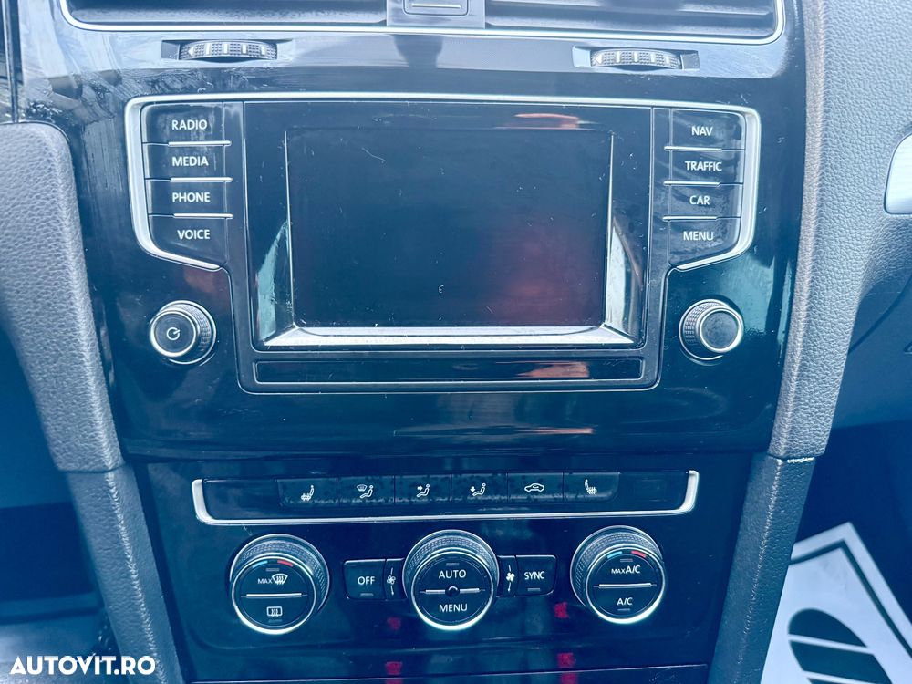 Volkswagen Golf 1.6 TDI 4Motion BlueMotion Technology Cup - 28