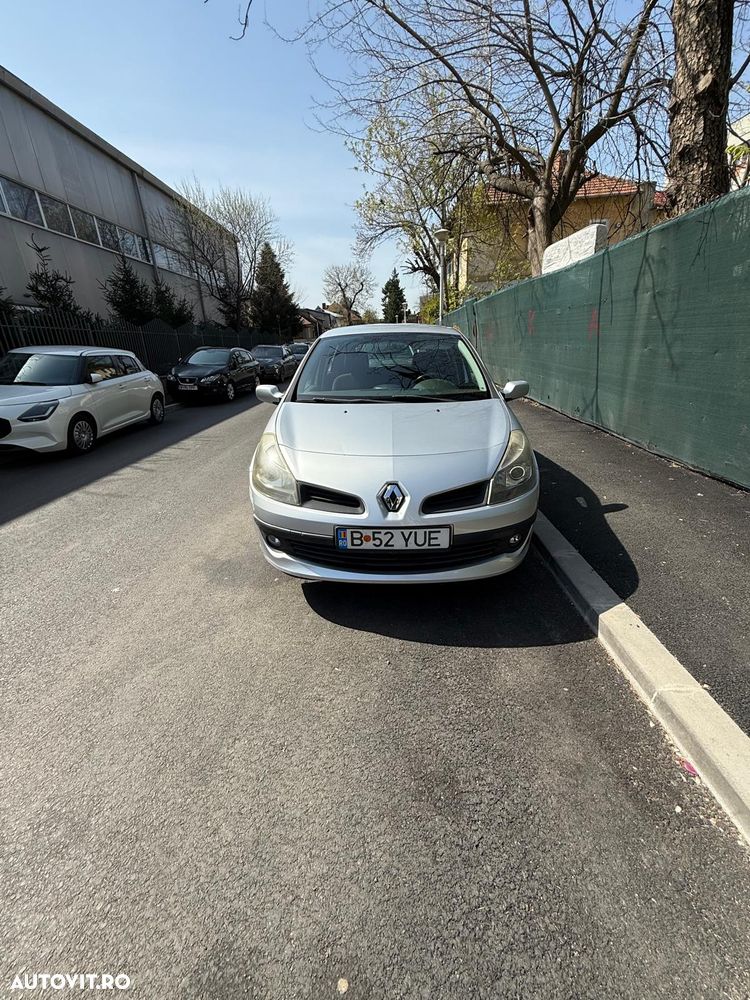 Renault Clio 1.4 Dynamique - 5