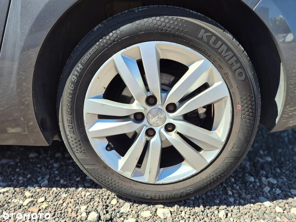Peugeot 308 1.6 BlueHDi Active S&S EAT6 - 16
