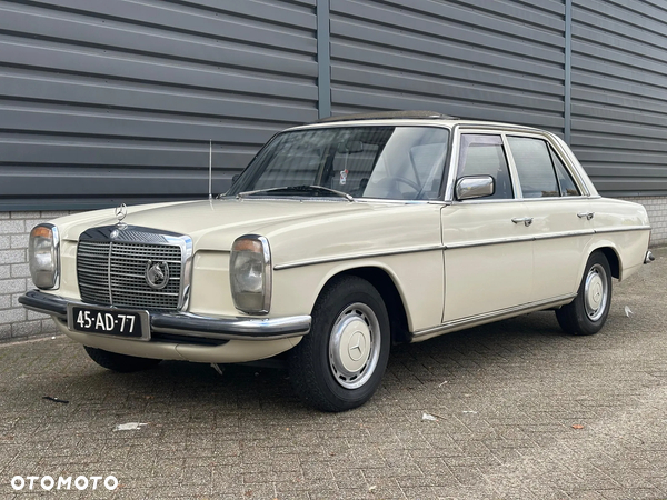 Mercedes-Benz 280