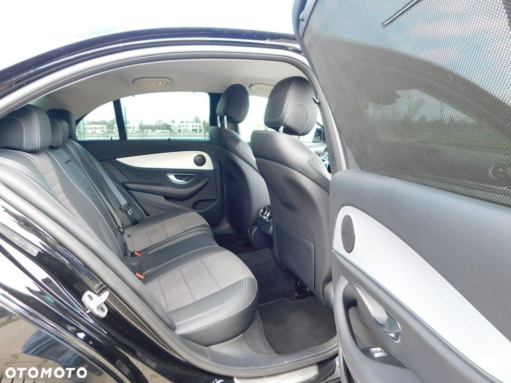 Mercedes-Benz Klasa E - 13