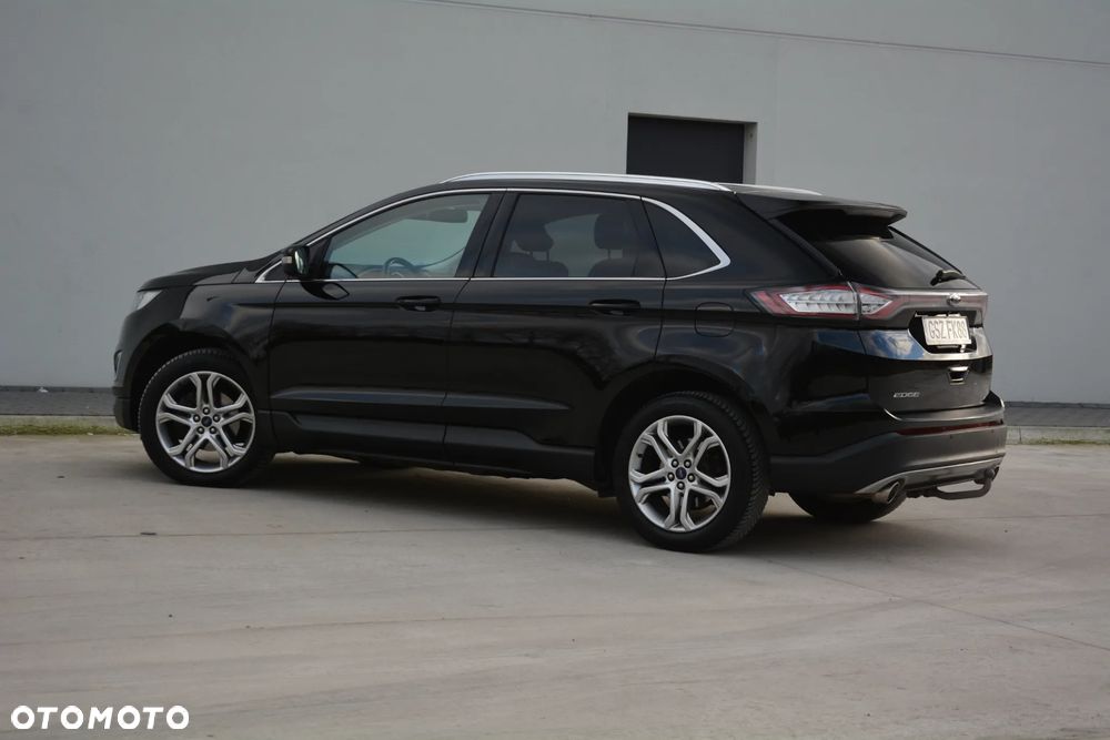 Ford Edge - 8