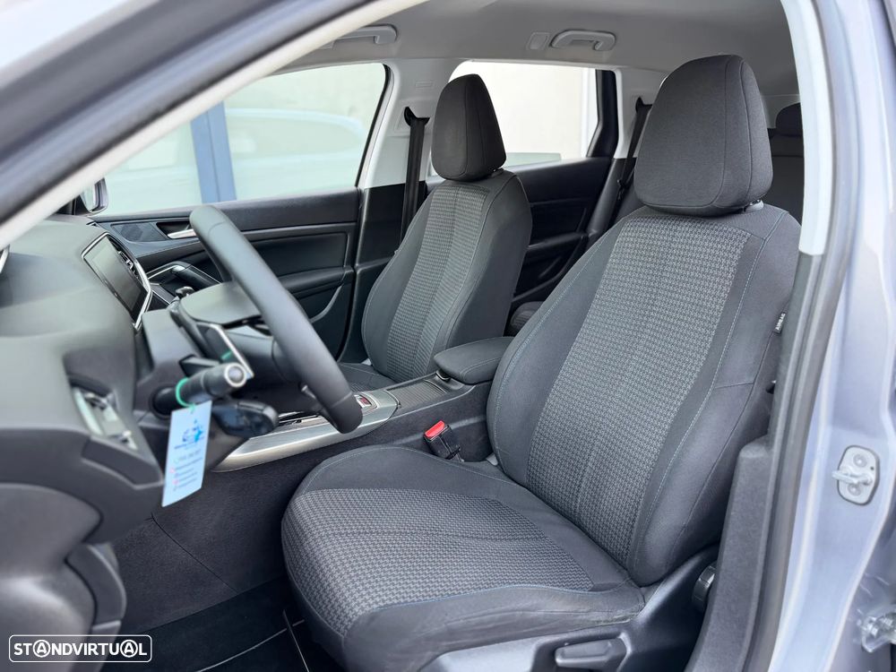 Peugeot 308 SW 1.5 BlueHDi Style EAT8 - 4