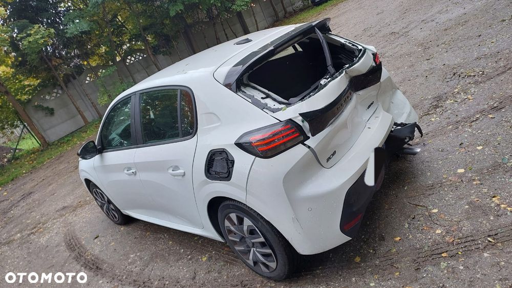 Peugeot 208 1.2 mHEV Active - 10