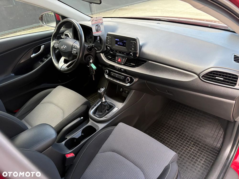 Hyundai i30 1.5 DPI Modern - 12