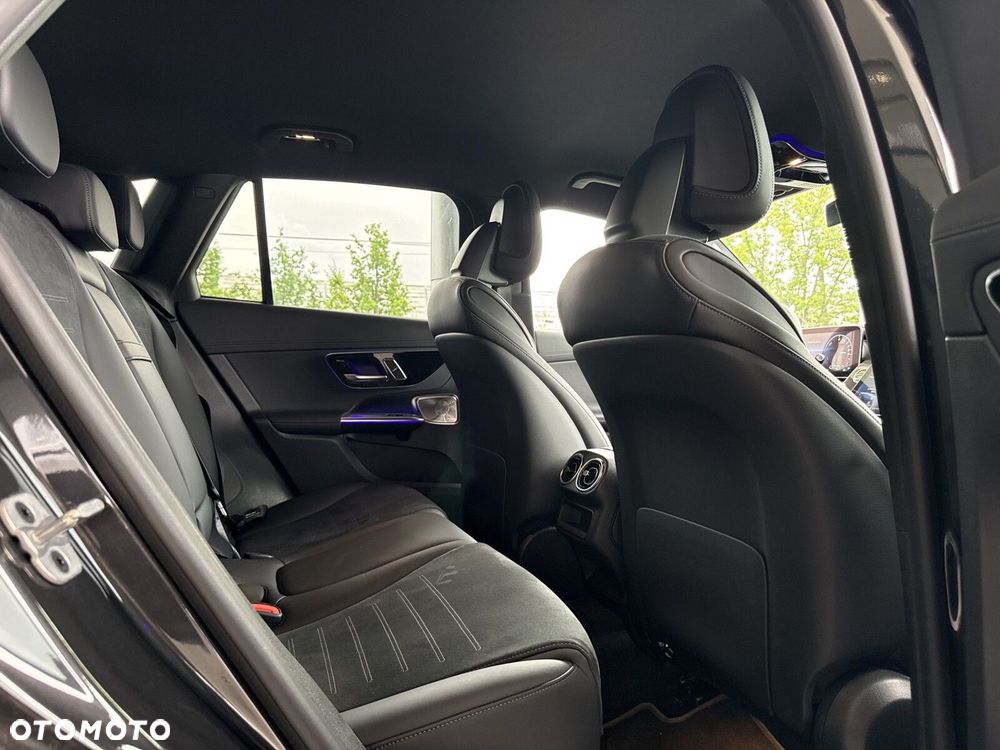 Mercedes-Benz GLC - 15