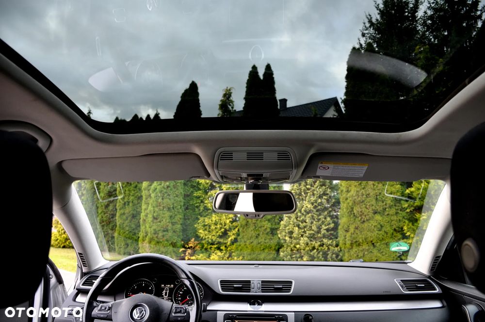 Volkswagen Passat Variant 2.0 Blue TDI DSG SCR Highline - 24