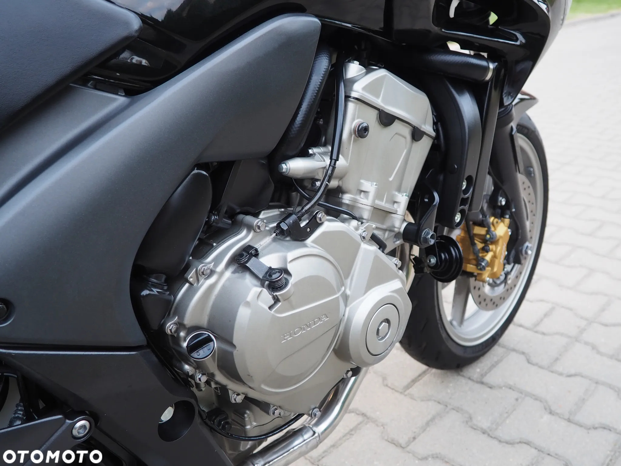 Honda CBF - 26