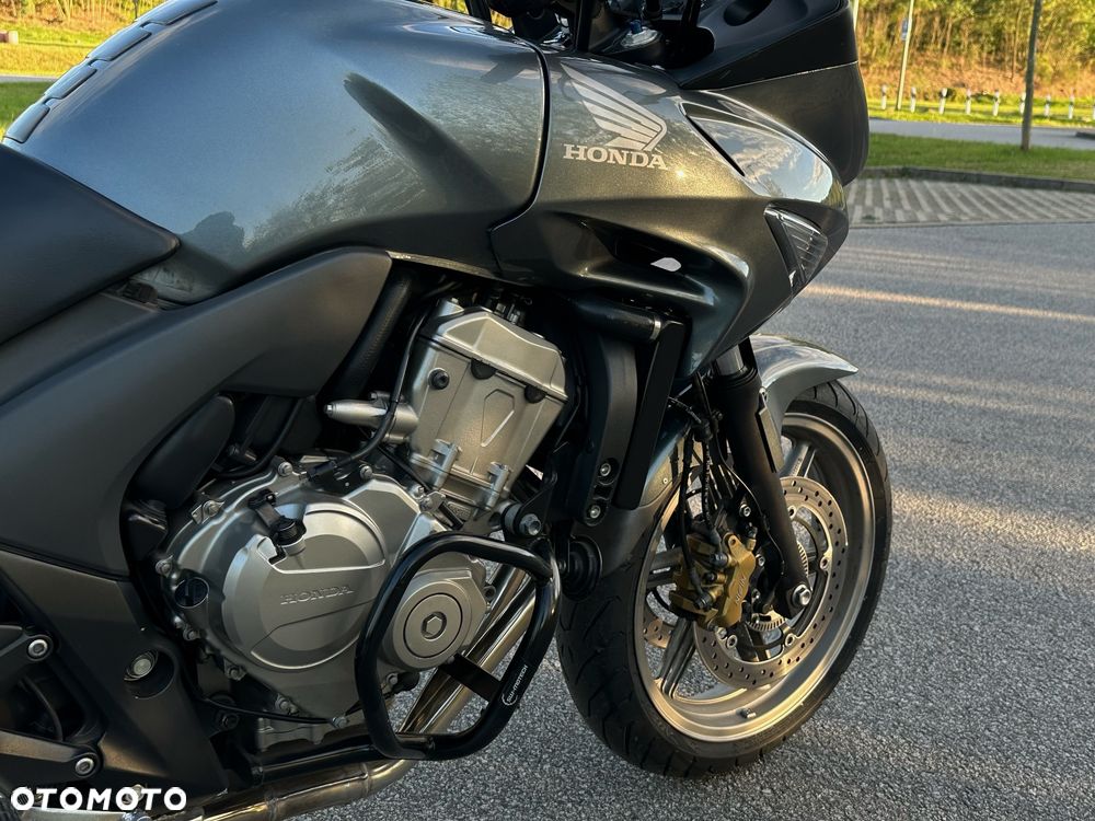 Honda CBF - 33