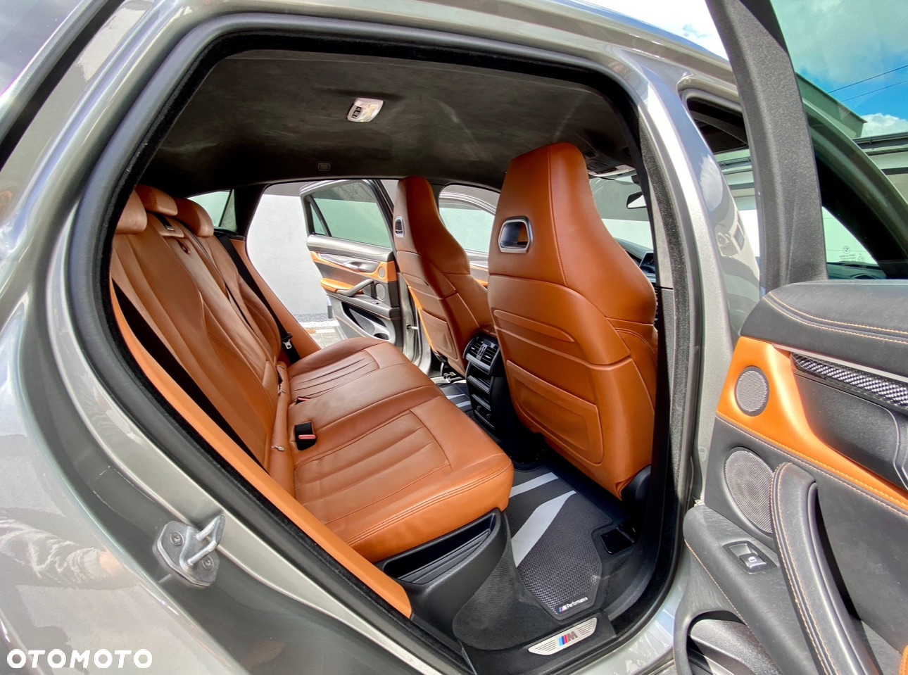 BMW X6M - 23